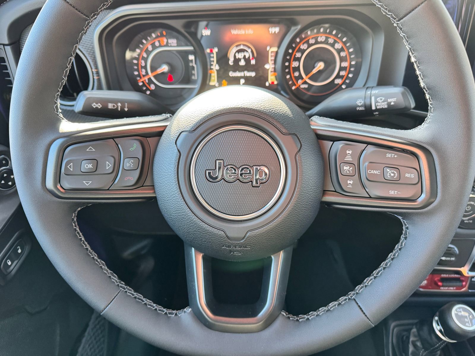 New 2026 Jeep Gladiator Mojave image 15