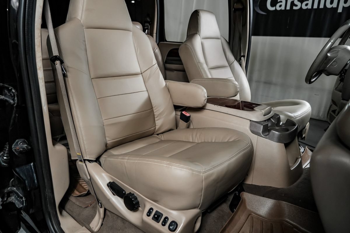 Used 2004 Ford Excursion Limited AWD/4WD image 27