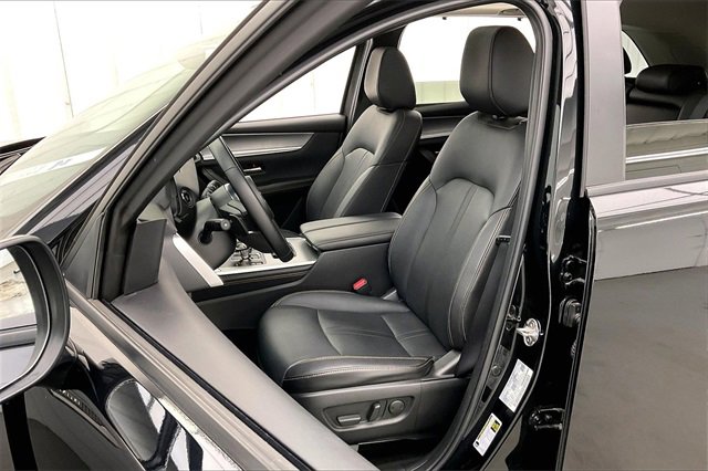 Used 2025 MAZDA CX-70 3.3 Turbo w/ Preferred Package image 8