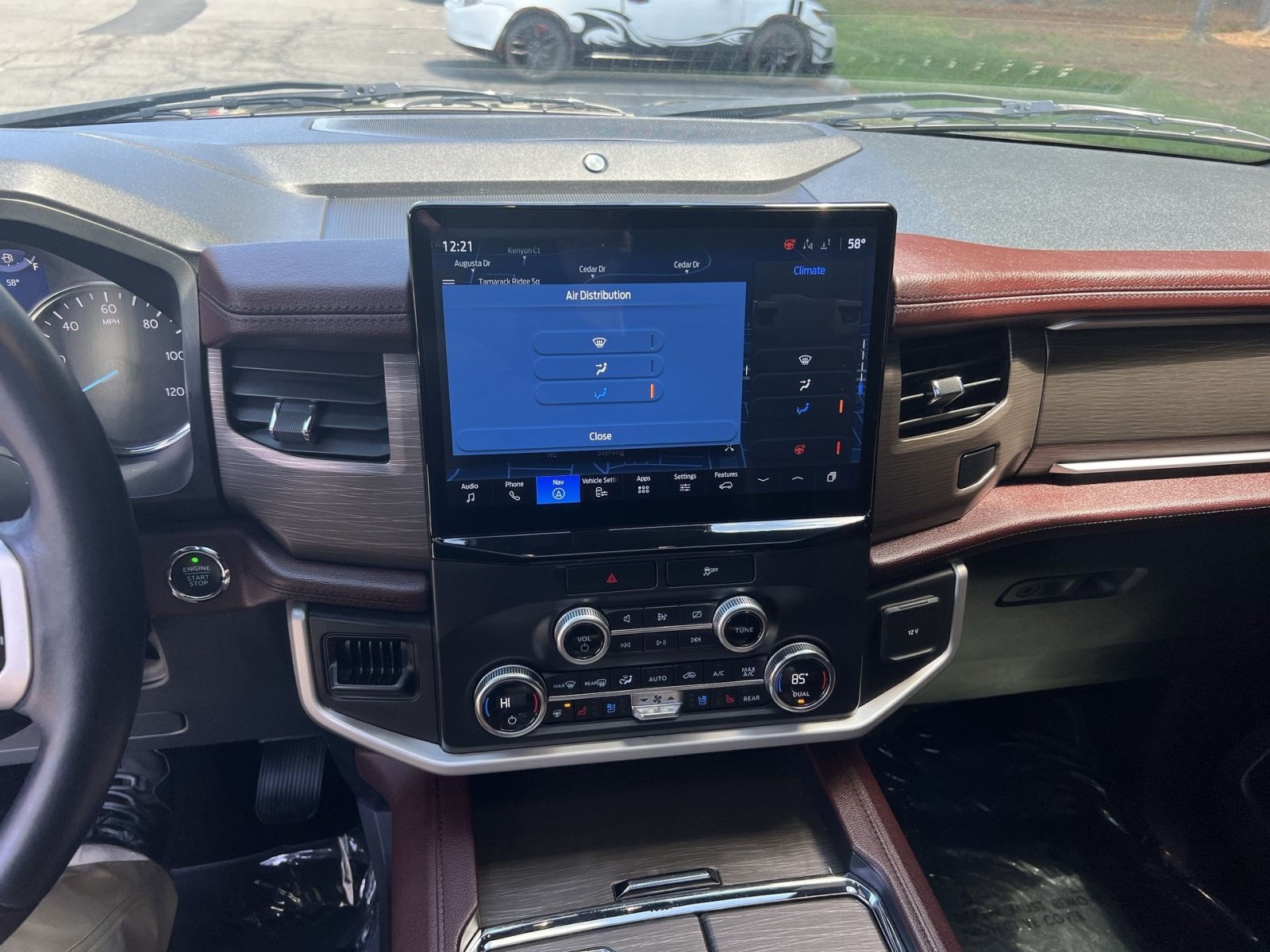 Used 2022 Ford Expedition Max Limited AWD/4WD image 14