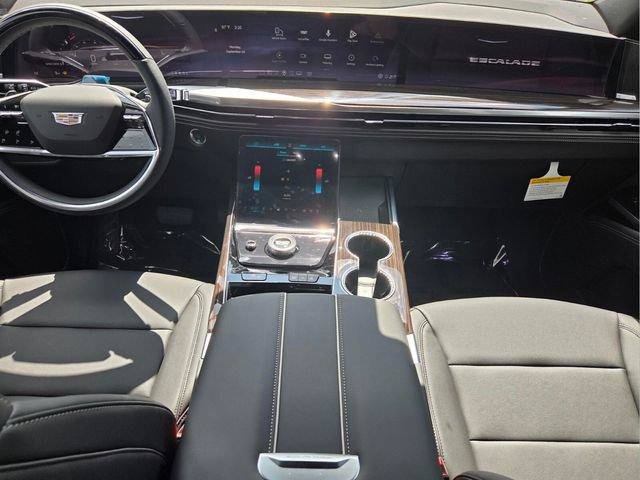 New 2026 Cadillac Escalade 4WD w/ LPO, Floor Liner Package image 19