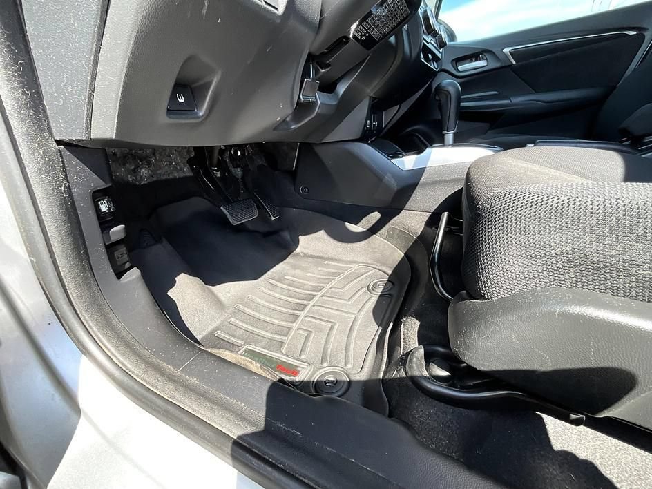 Used 2015 Honda Fit EX image 20