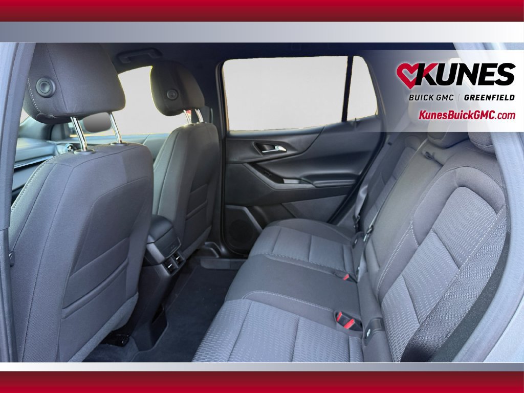 Used 2025 Chevrolet Equinox LT FWD image 34