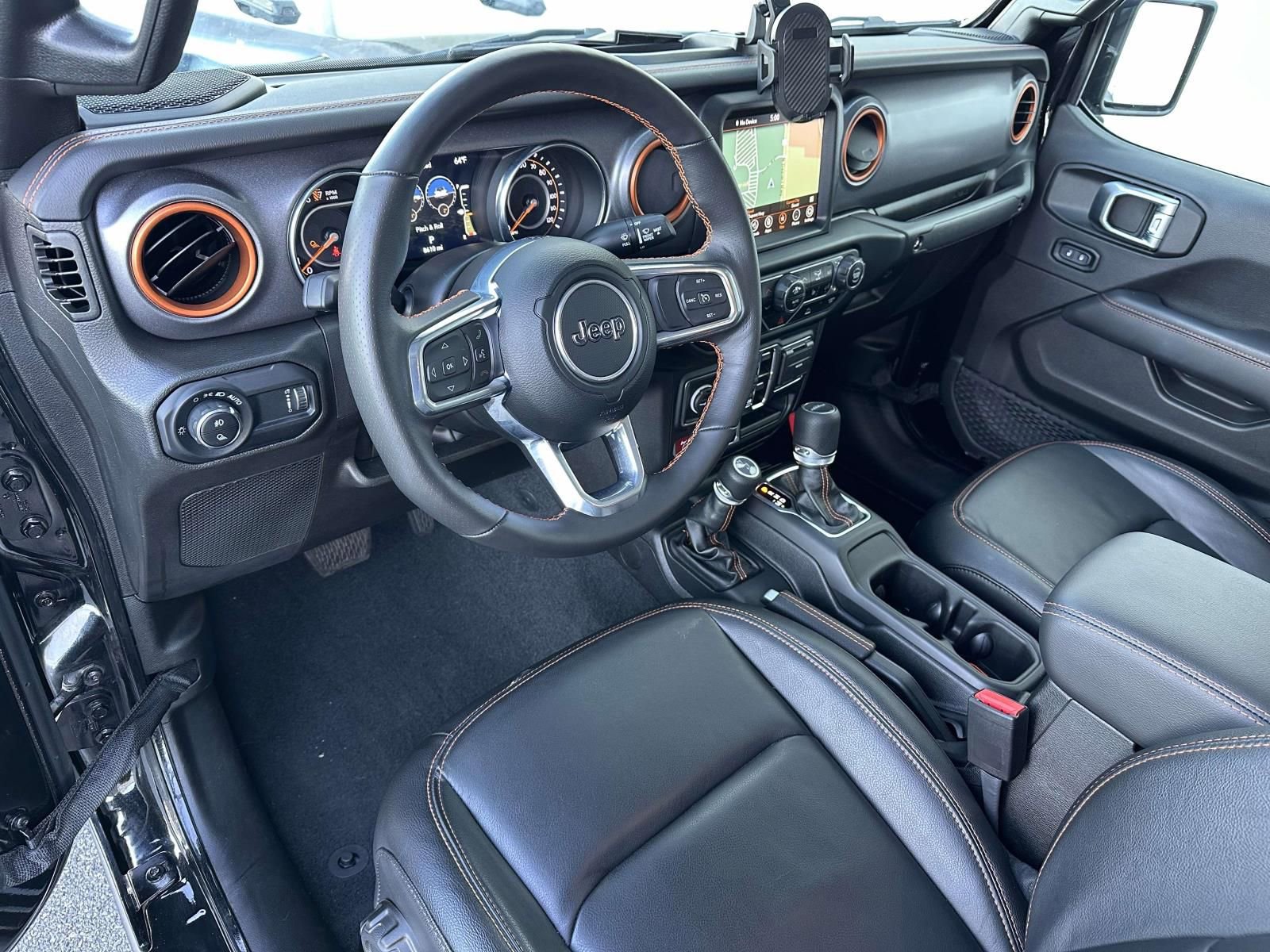 Used 2023 Jeep Gladiator Mojave w/ Cold Weather Group image 9