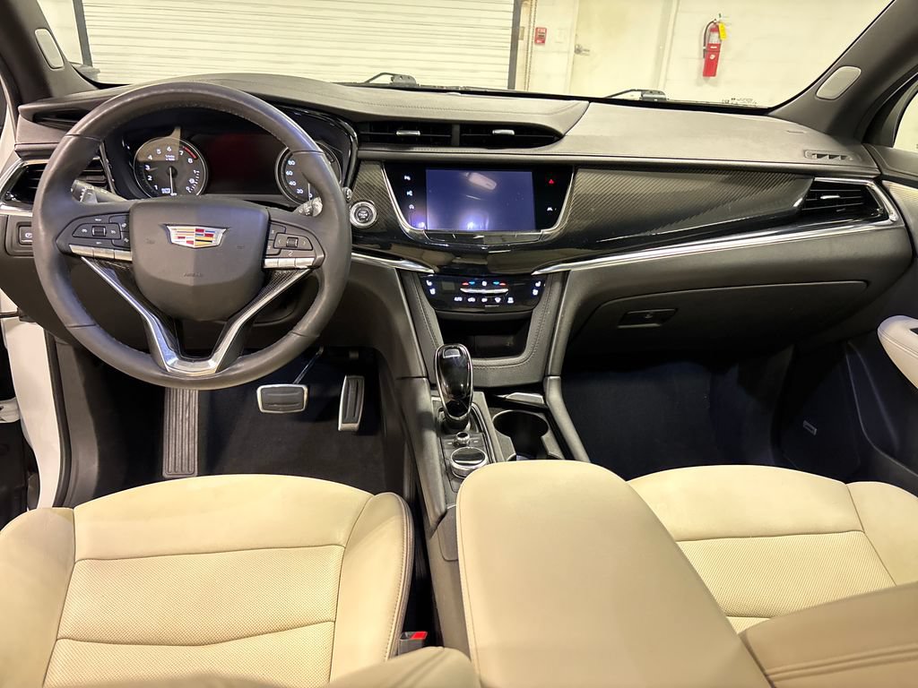 Used 2020 Cadillac XT6 Sport AWD/4WD image 32