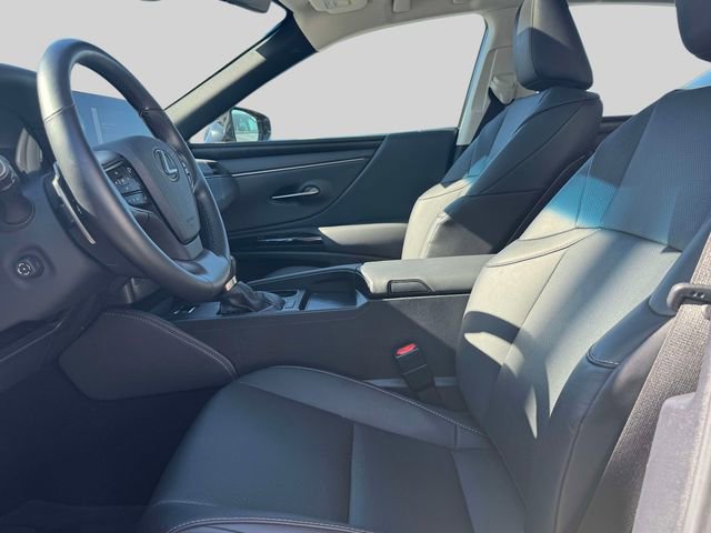 Certified 2025 Lexus ES 350 w/ Premium Package image 19