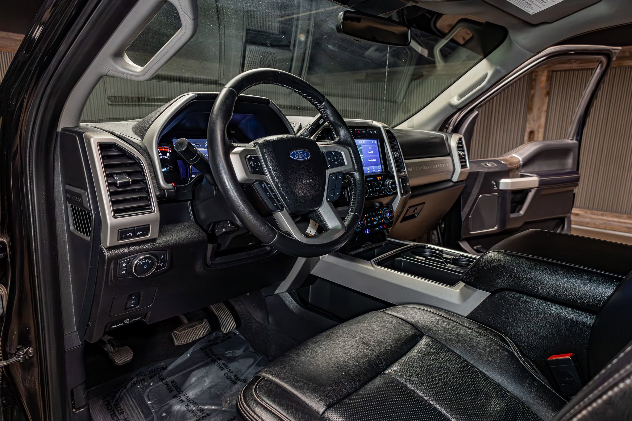 Used 2020 Ford F250 Lariat w/ Lariat Value Package image 16