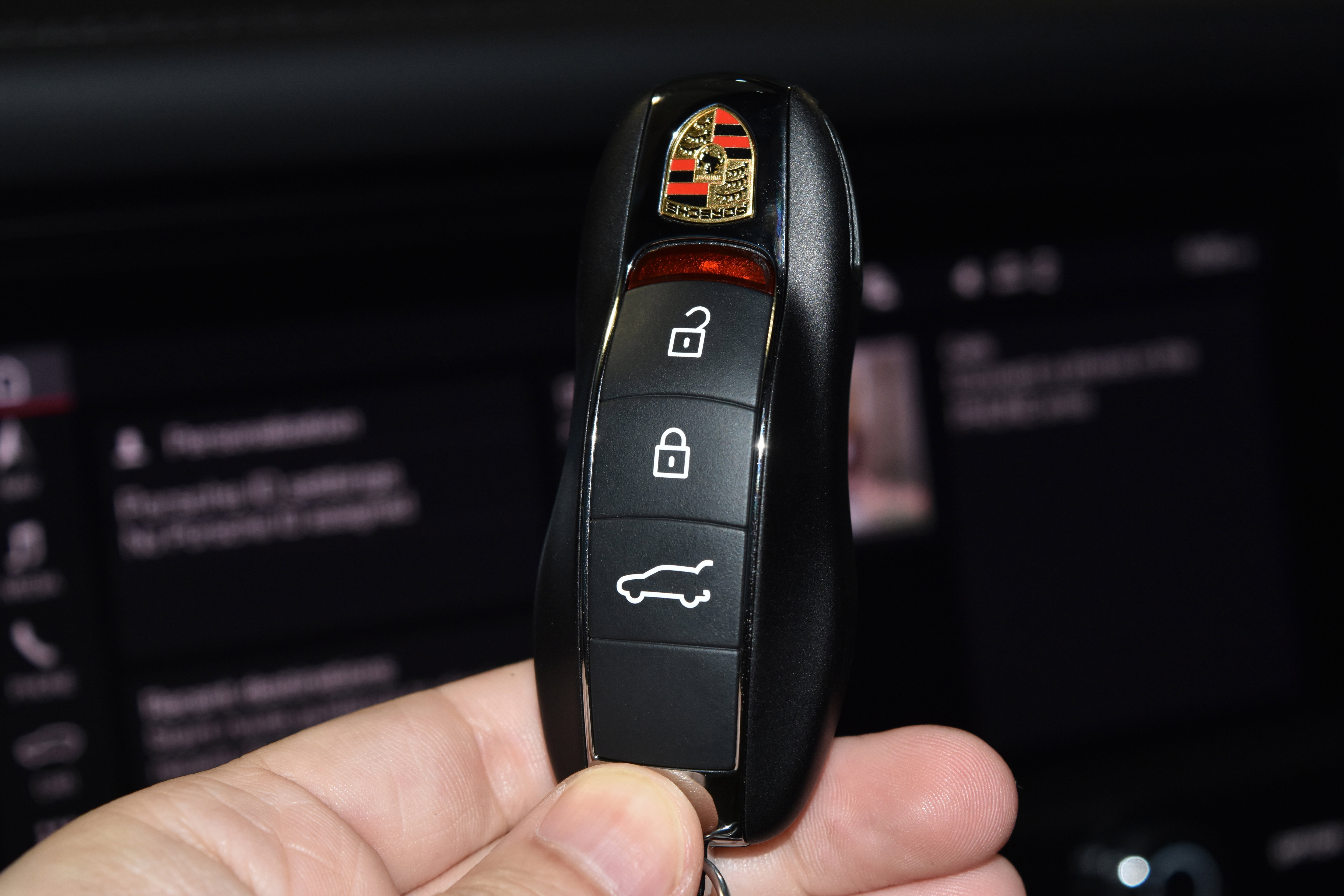 New 2025 Porsche Macan image 19