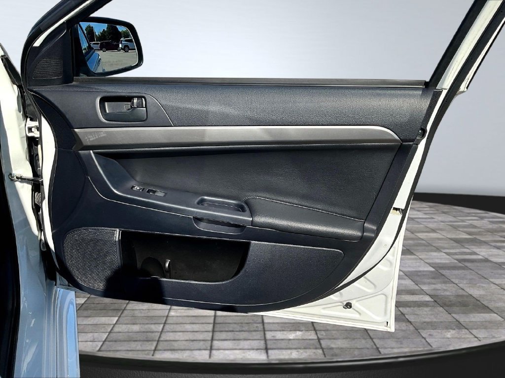 Used 2014 Mitsubishi Lancer ES FWD image 29