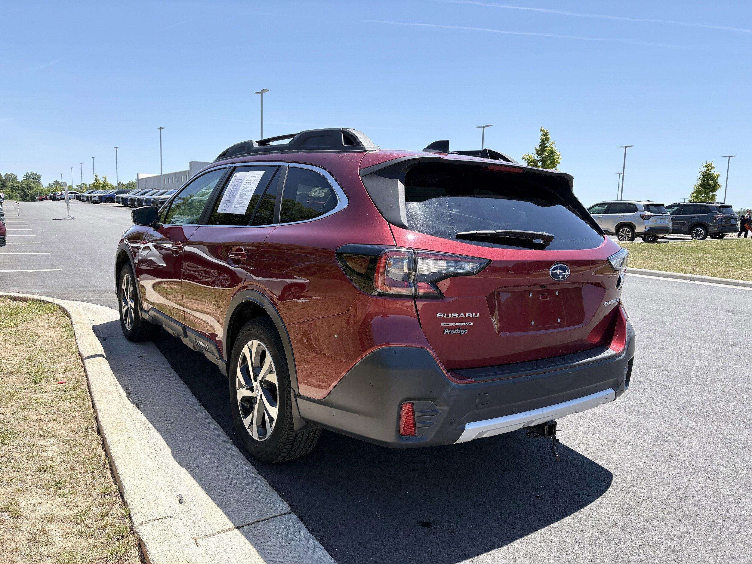 Used 2020 Subaru Outback Limited AWD/4WD image 6