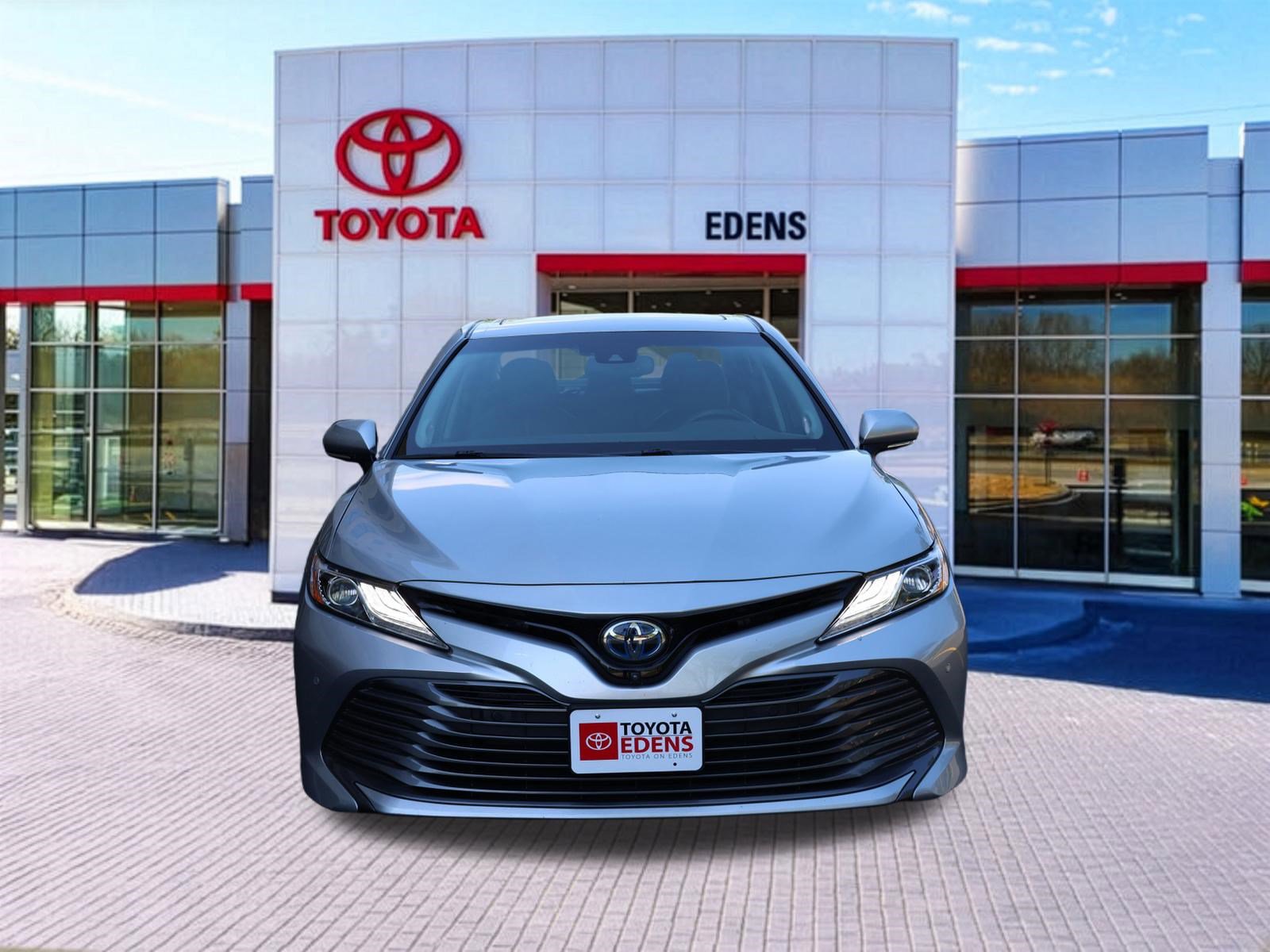 Used 2018 Toyota Camry XLE w/ Audio Package FWD image 11