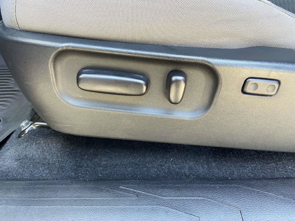 Used 2022 Toyota Tacoma SR5 RWD image 13