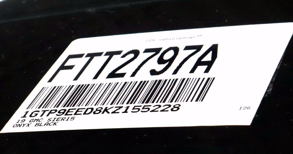 Used 2019 GMC Sierra 1500 AT4 w/ AT4 Premium Package AWD/4WD image 32
