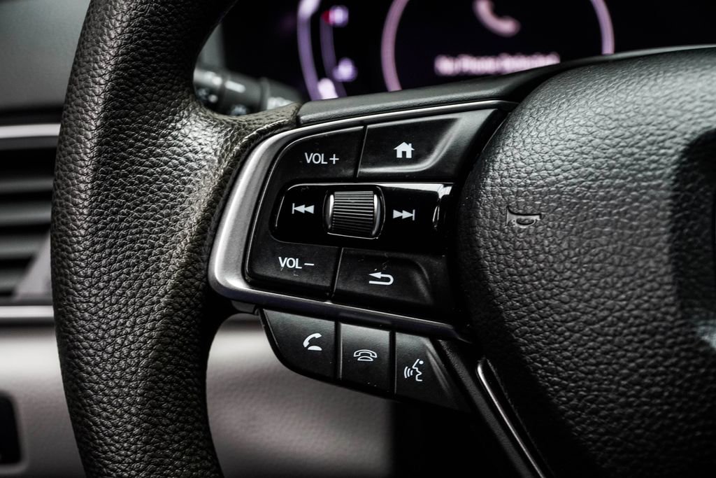 Used 2019 Honda Accord EX image 29
