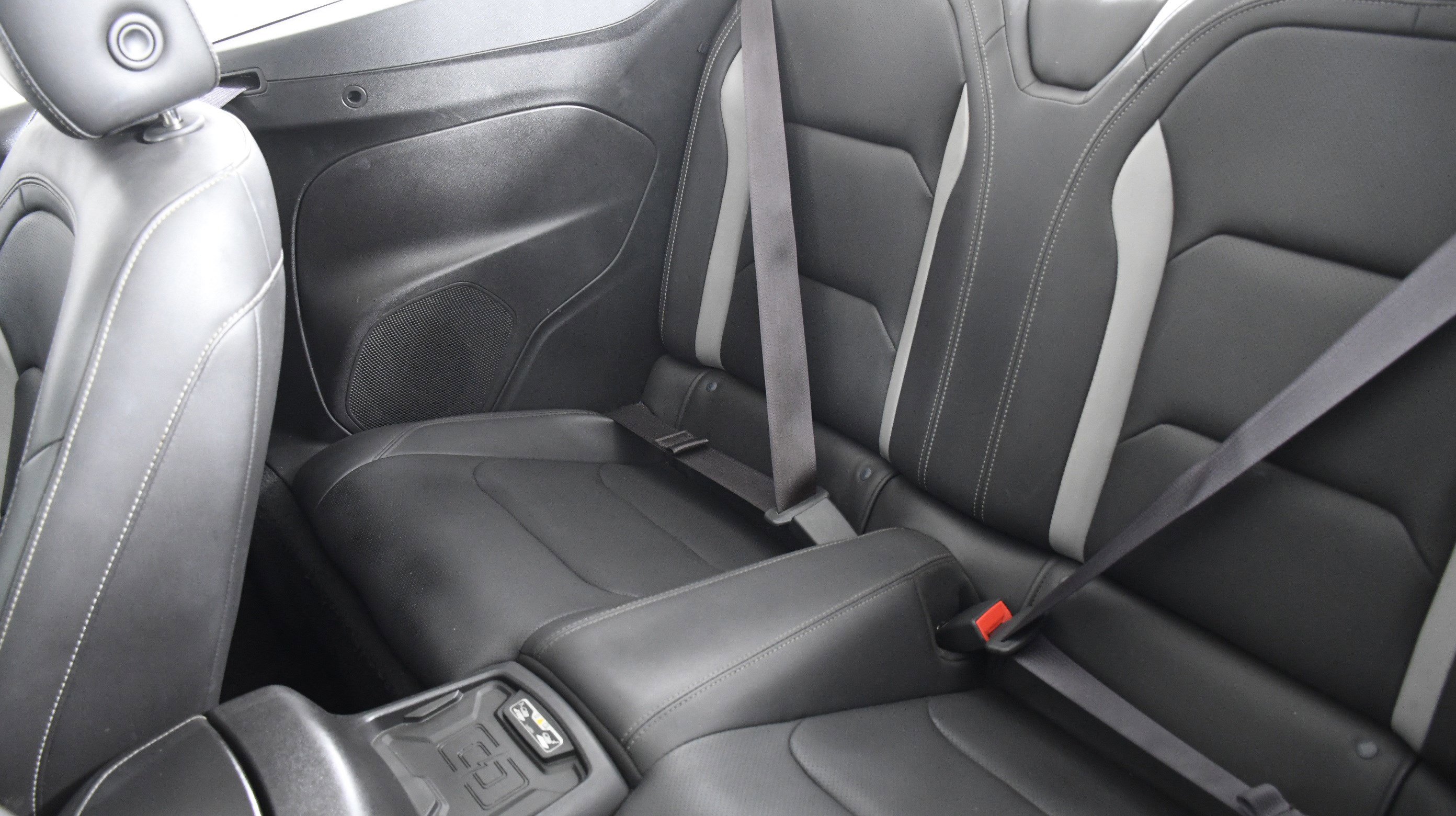 Used 2016 Chevrolet Camaro LT image 22