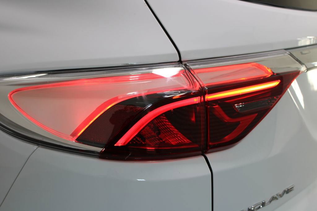 Used 2024 Buick Enclave Essence w/ Technology Package image 55