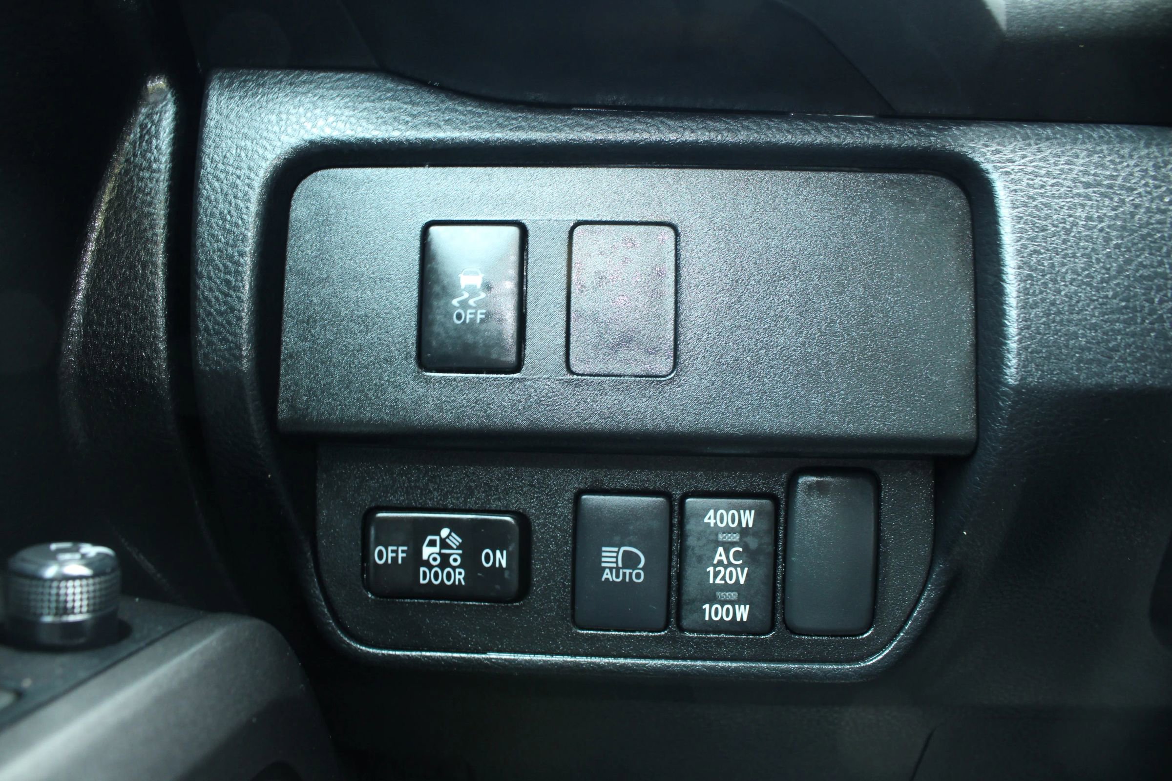 Used 2022 Toyota Tacoma TRD Off-Road image 18