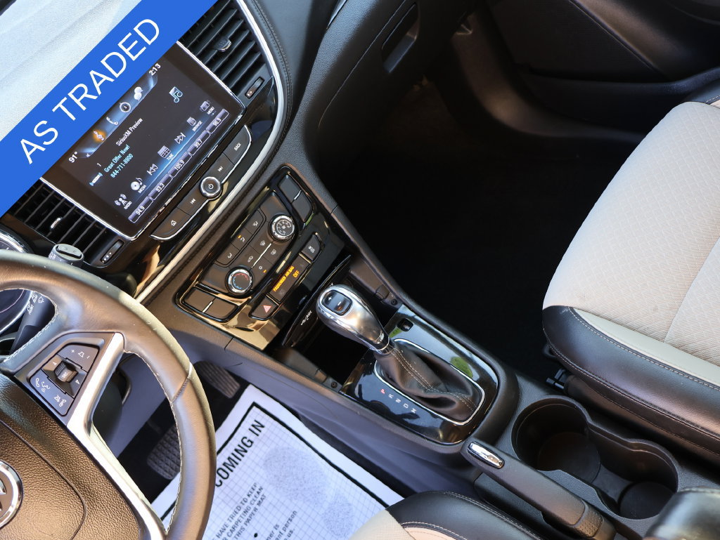Used 2020 Buick Encore Preferred FWD image 18
