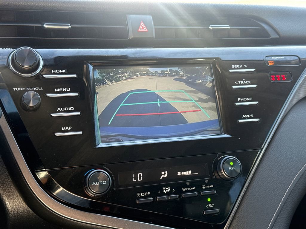 Used 2019 Toyota Camry SE FWD image 24