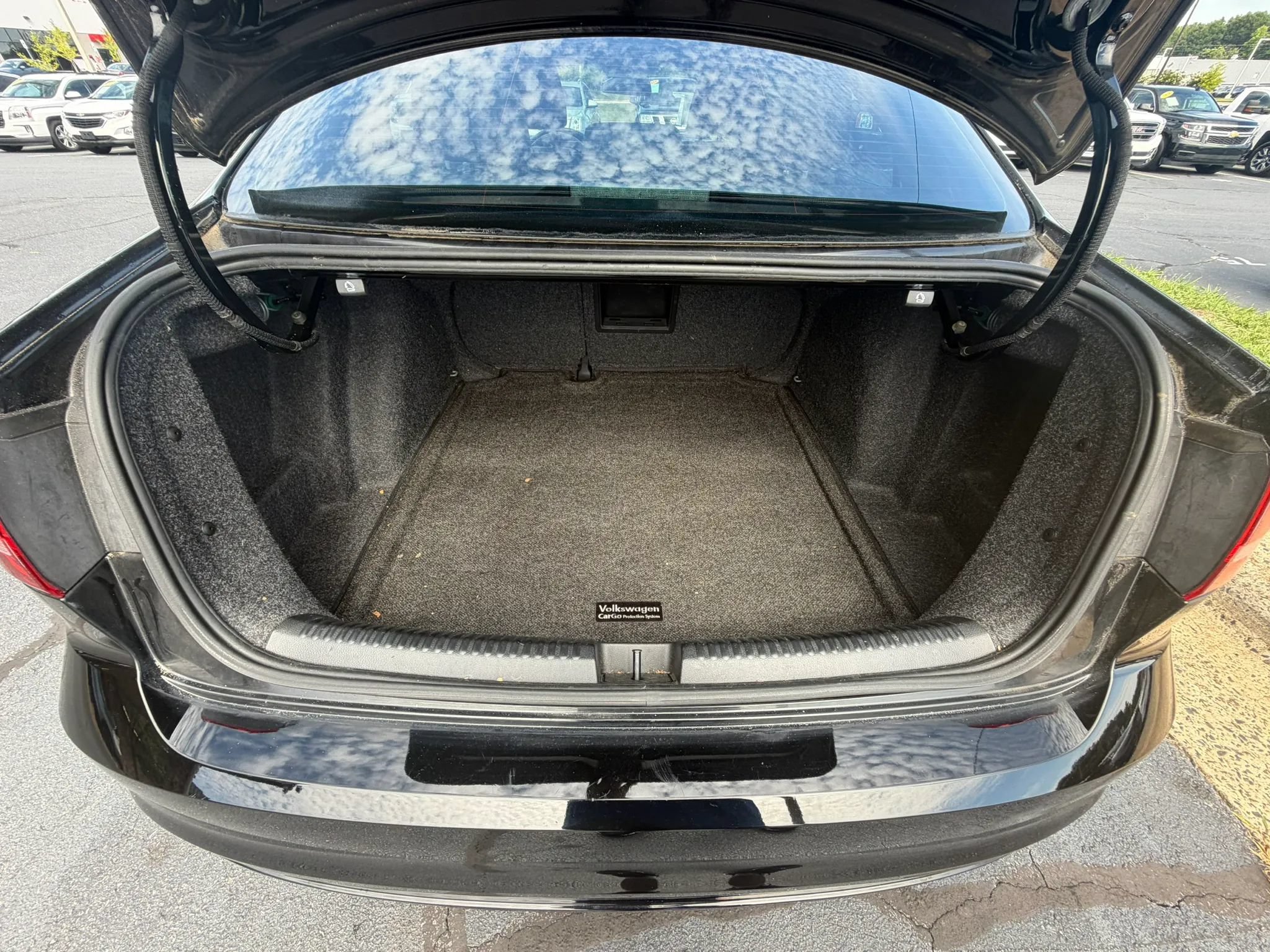 Used 2015 Volkswagen Jetta SE FWD image 15