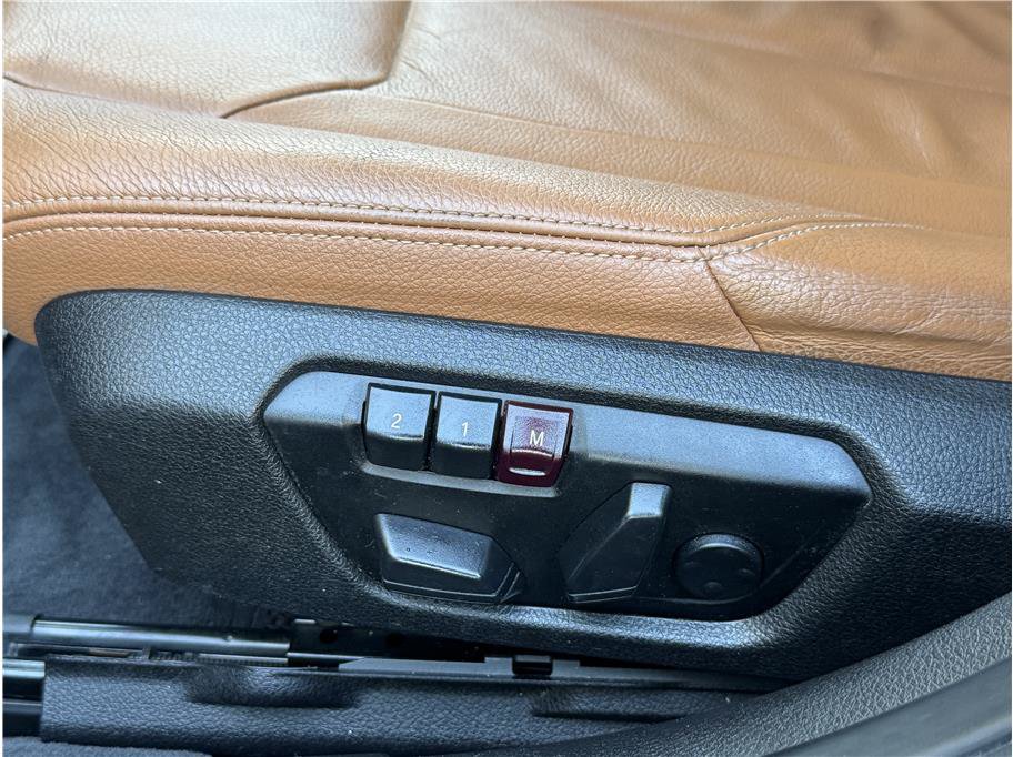Used 2014 BMW 328i Sedan RWD image 15