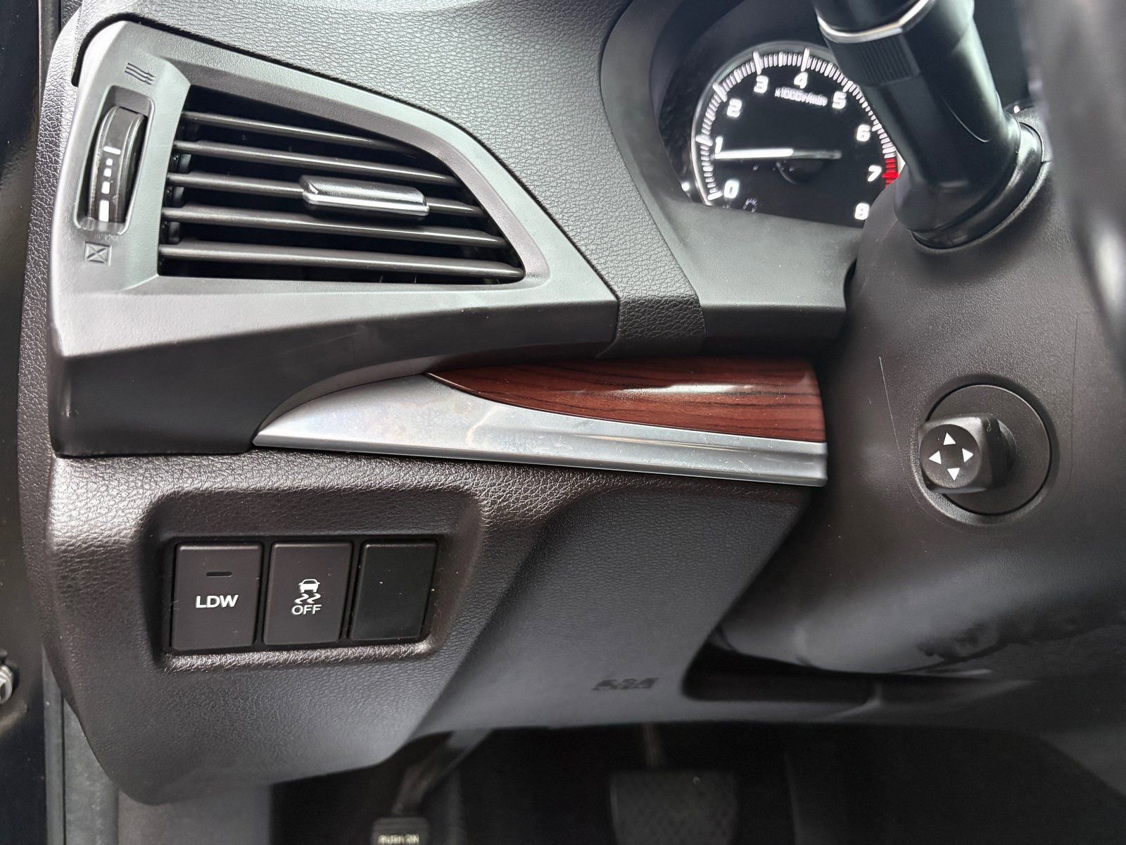 Used 2014 Acura MDX SH-AWD w/ Technology Package image 41