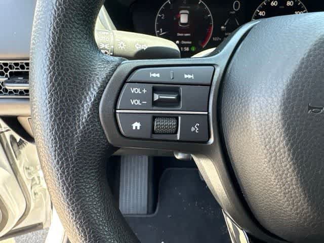 Used 2027 Honda HR-V LX image 12
