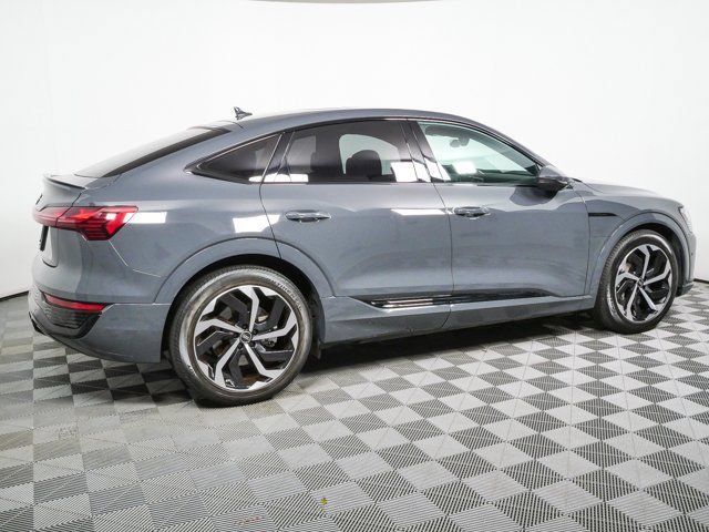 Used 2024 Audi Q8 e-tron Prestige w/ Prestige Package AWD/4WD image 2