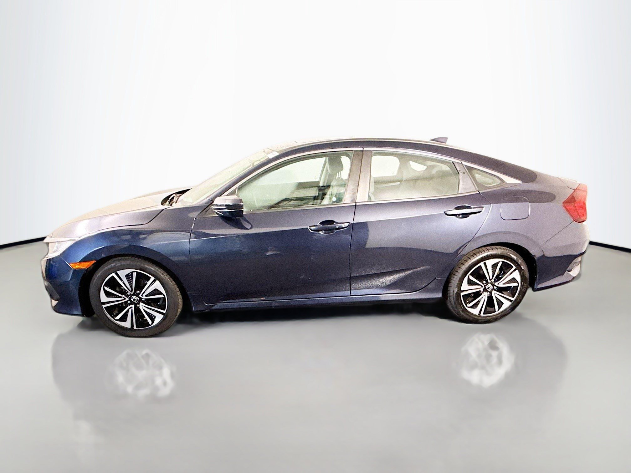 Used 2016 Honda Civic EX-L image 6