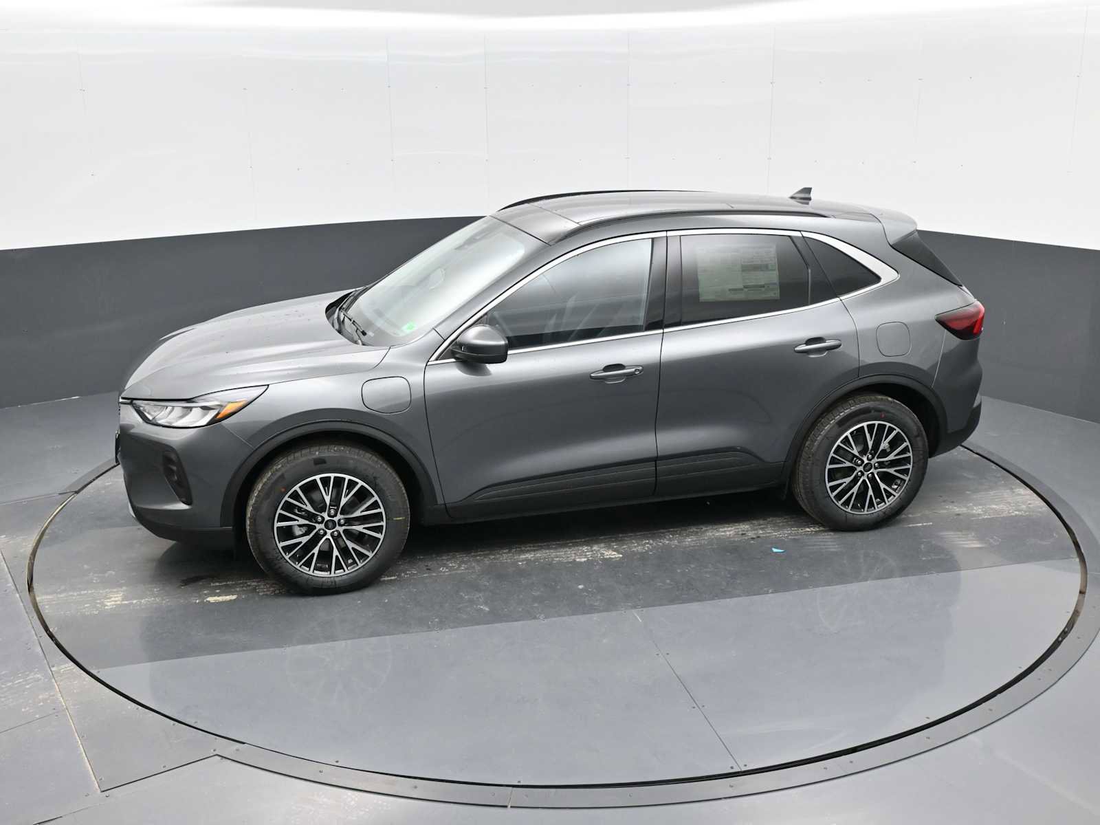 New 2025 Ford Escape SE image 25