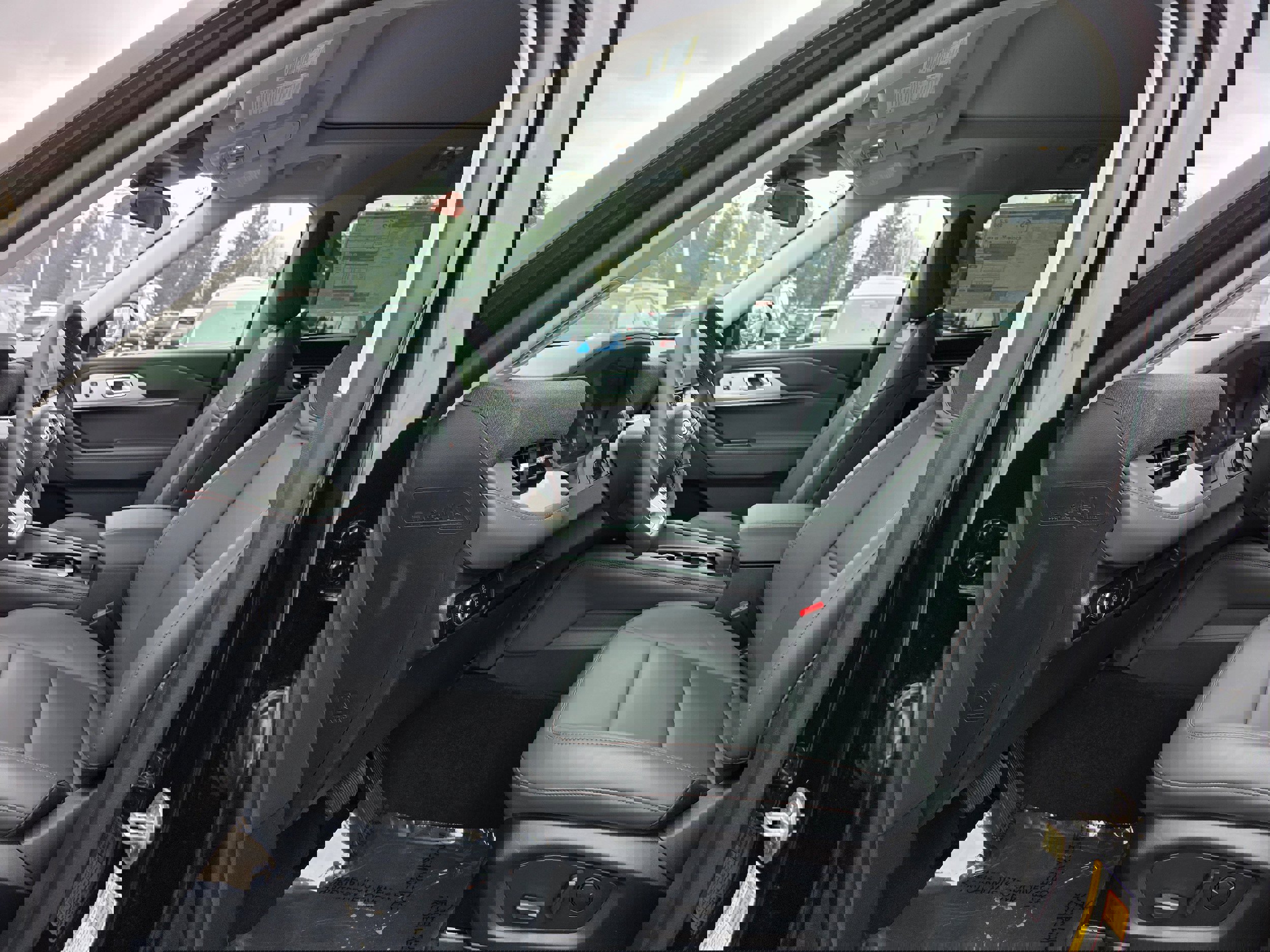 New 2026 Ford Explorer Active w/ Active Comfort Package image 21