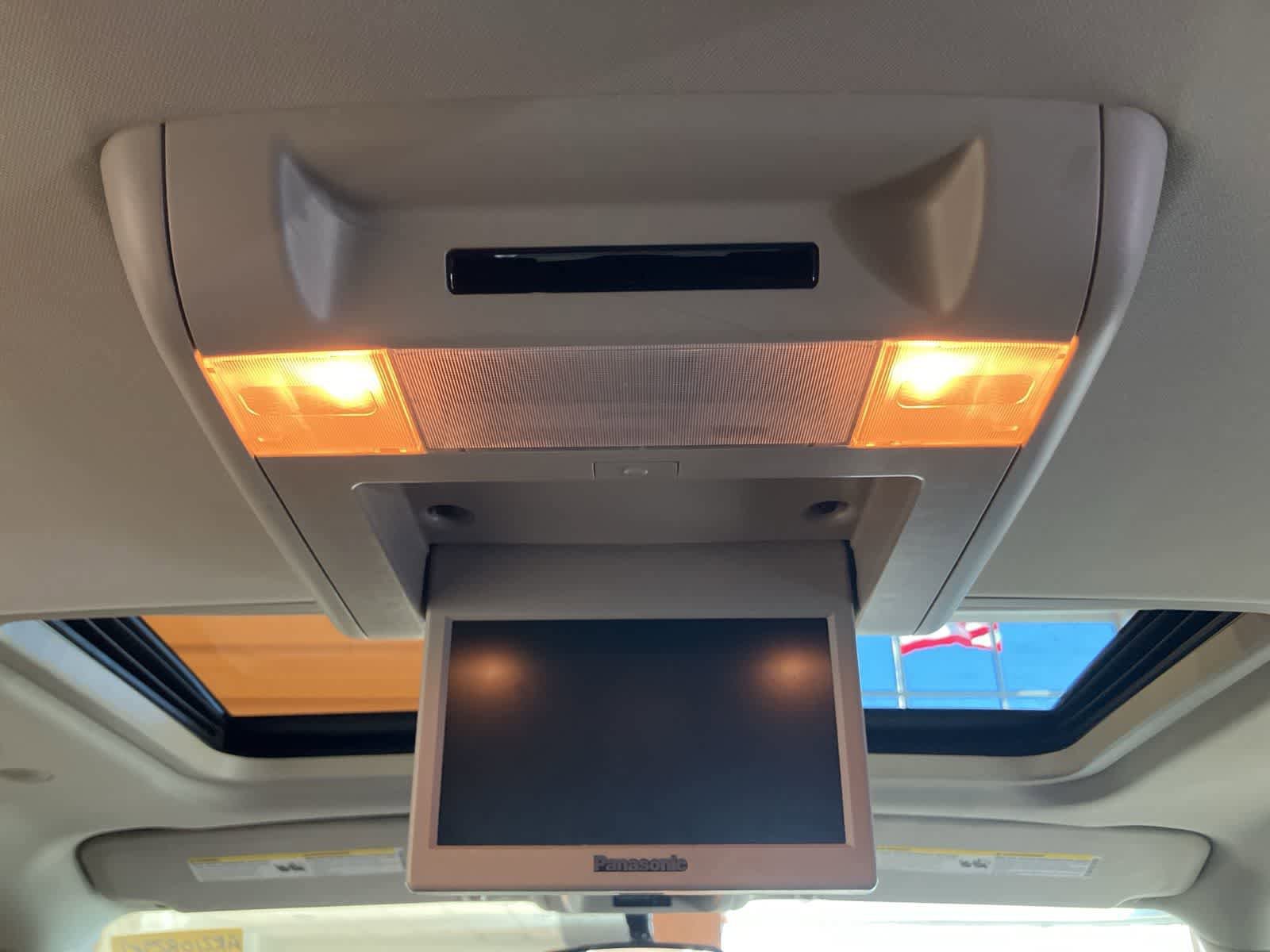 Used 2010 Cadillac Escalade Luxury image 28