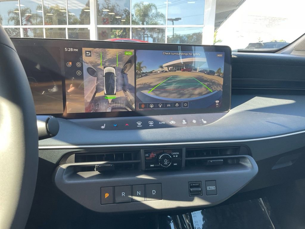 New 2026 Nissan Leaf Platinum+ w/ Cargo Package (Platinum+) image 21