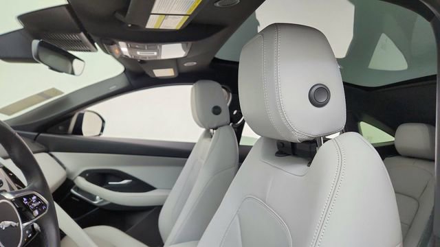 Used 2024 Jaguar E-PACE R-Dynamic SE image 31
