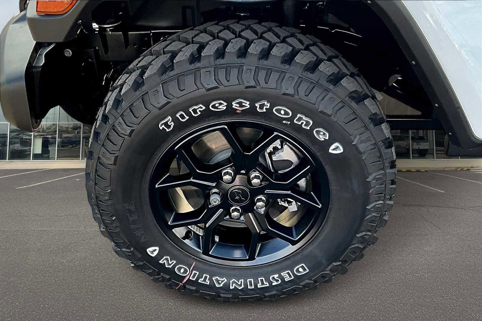 New 2025 Jeep Gladiator Sport image 8