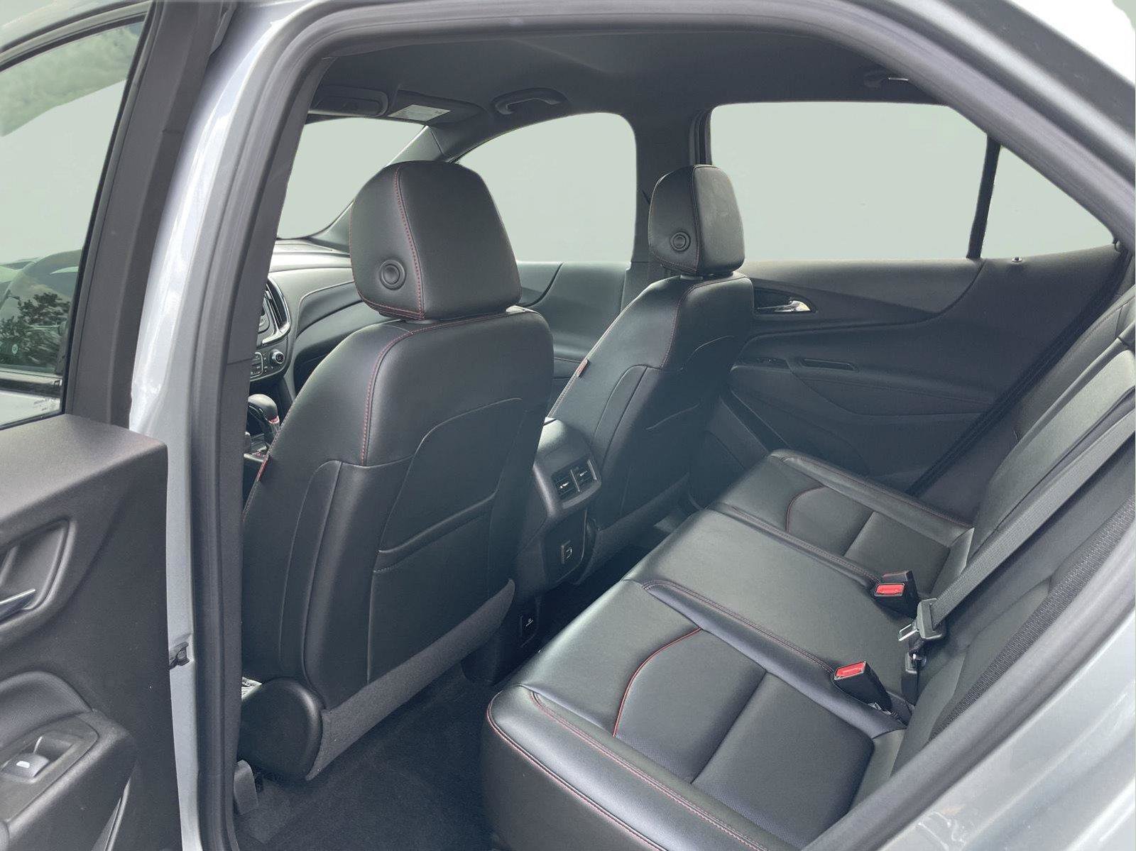 Used 2024 Chevrolet Equinox RS w/ RS Leather Package AWD/4WD image 14