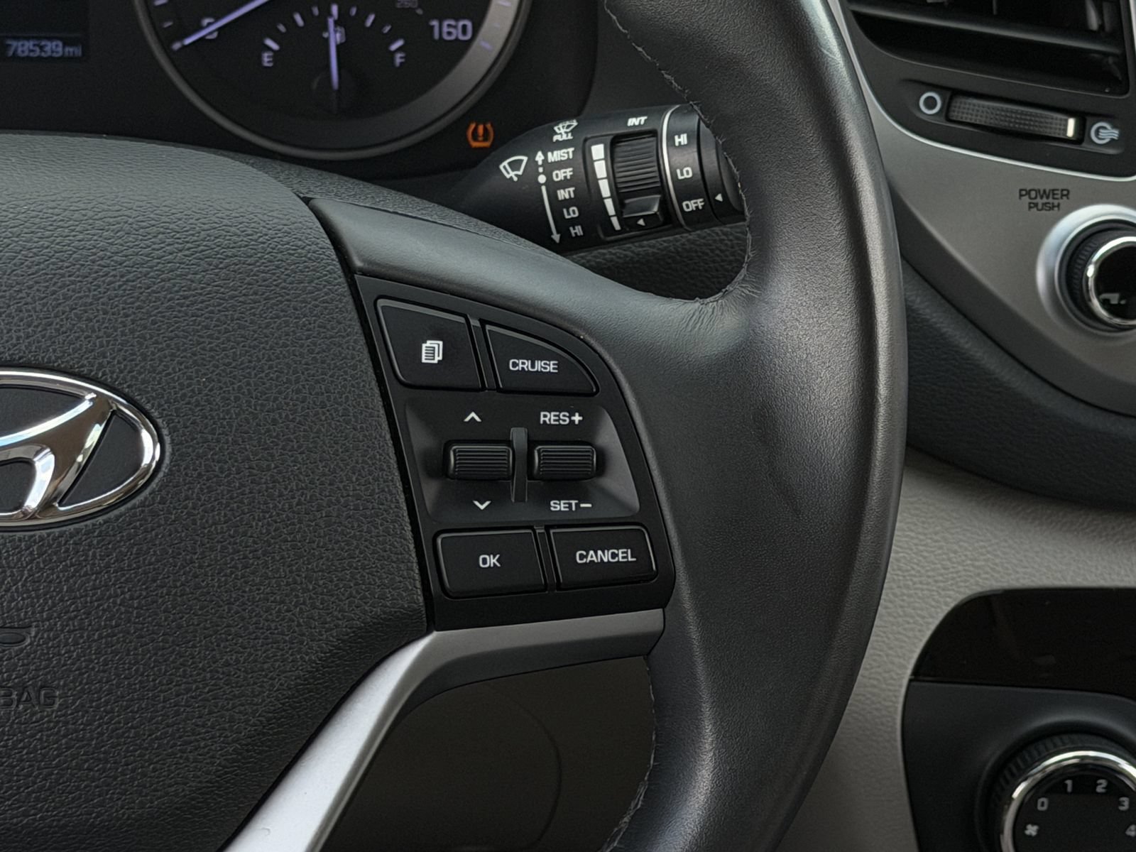 Used 2016 Hyundai Tucson Sport FWD image 16