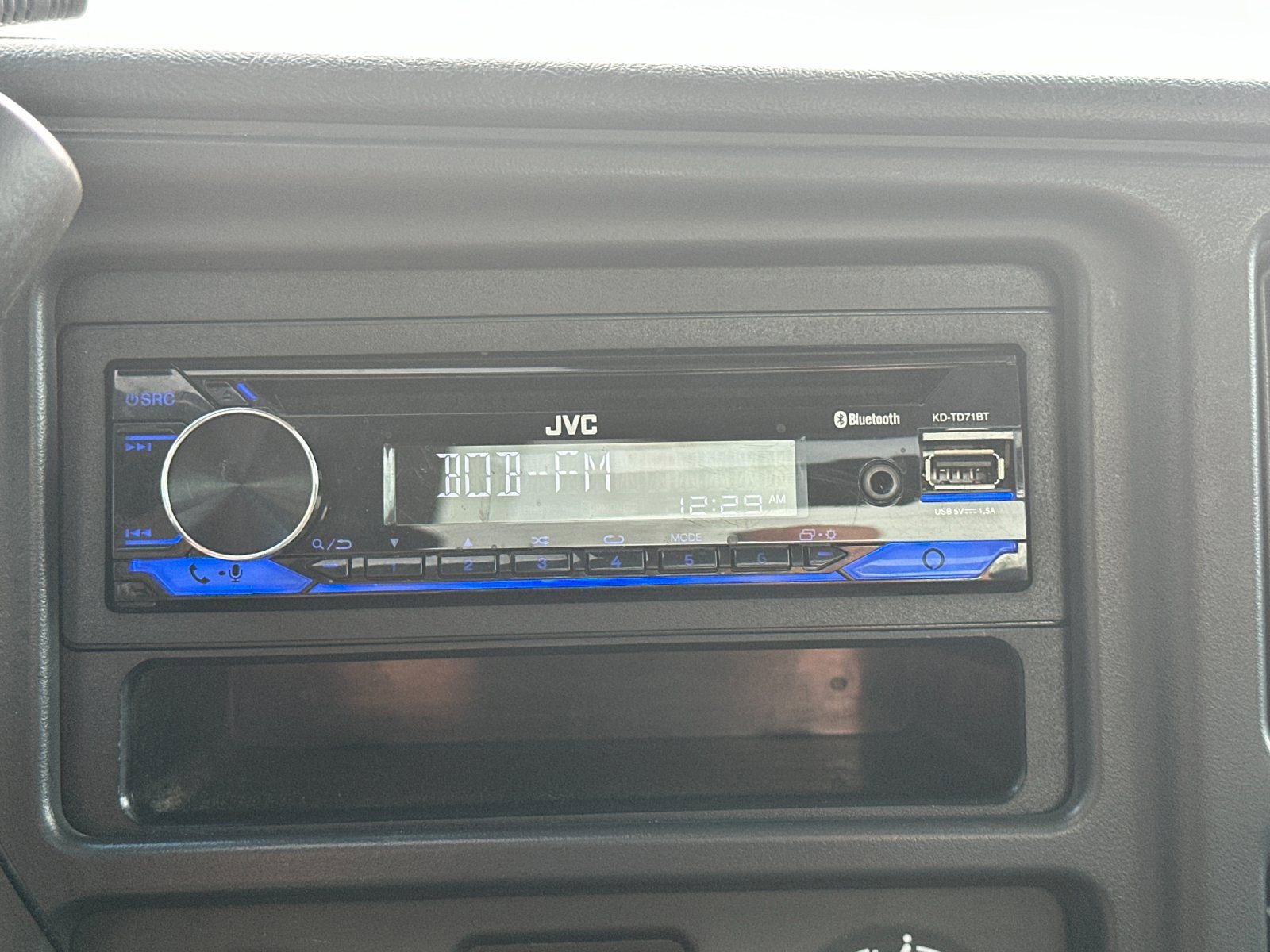 Used 2004 Chevrolet Silverado 2500 LS image 18