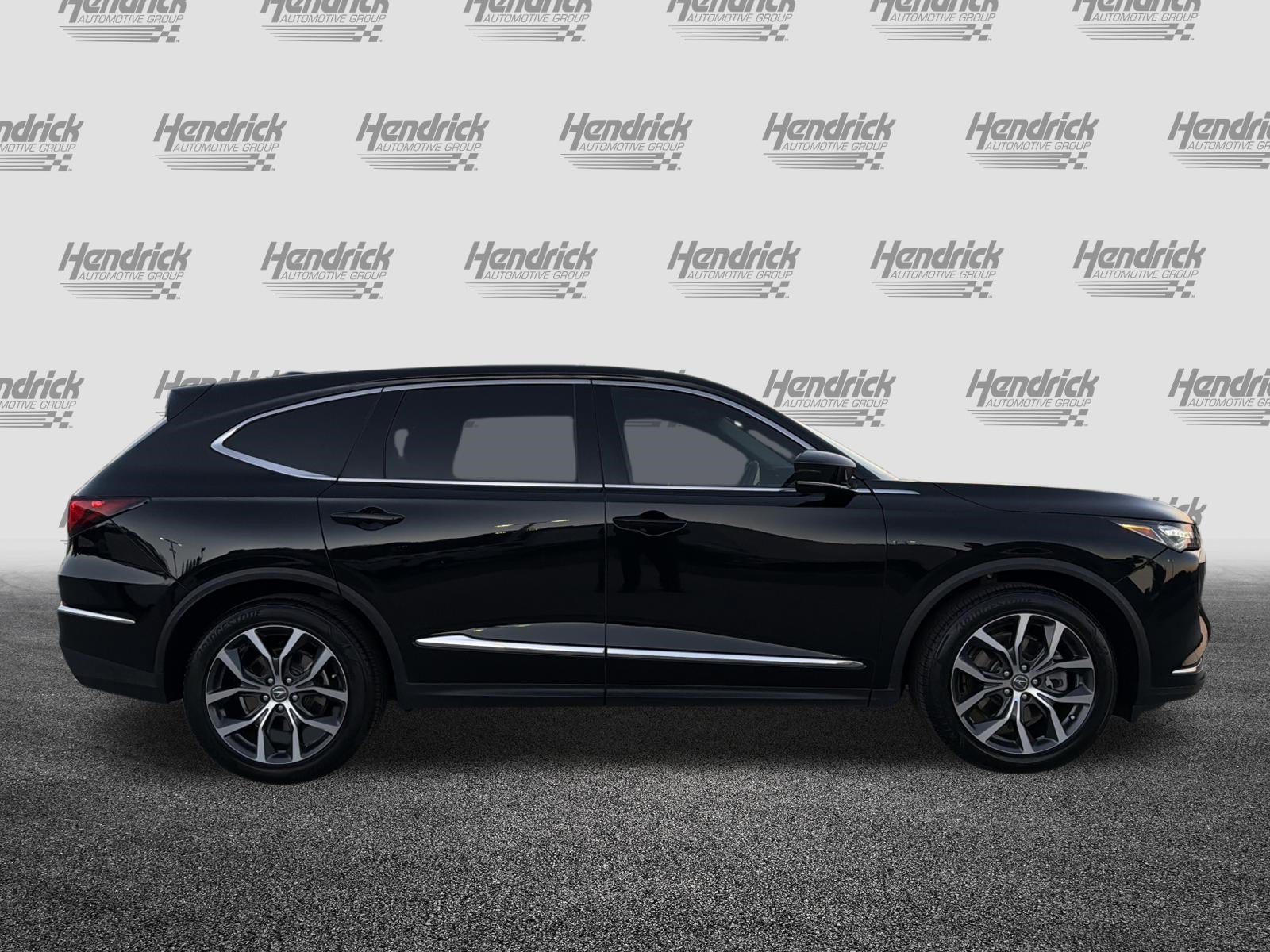 Certified 2024 Acura MDX w/ Technology Package AWD/4WD image 11