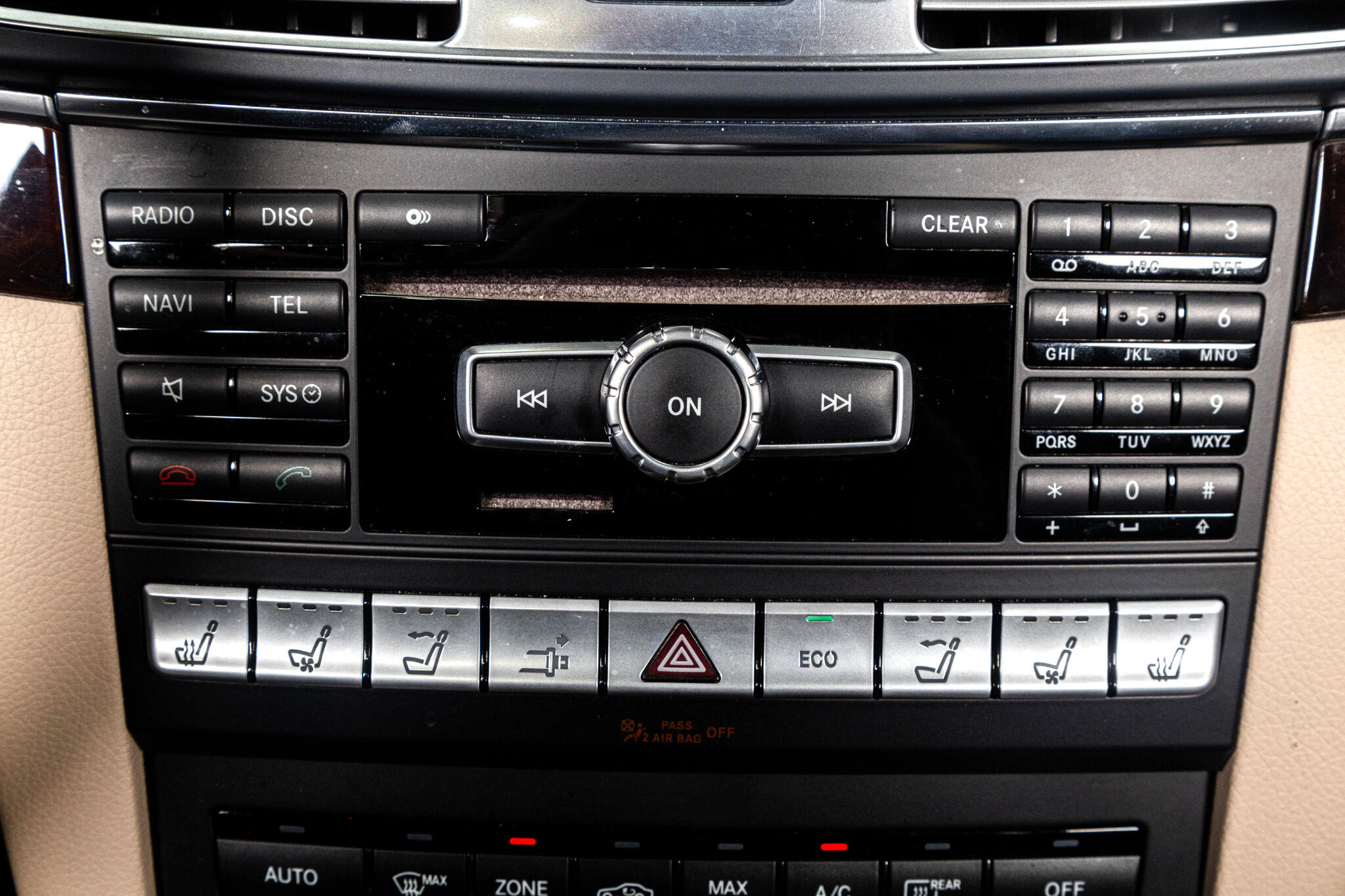 Used 2014 Mercedes-Benz E 350 Cabriolet image 32