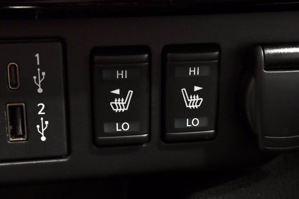 Certified 2025 Nissan Leaf SV Plus FWD image 4