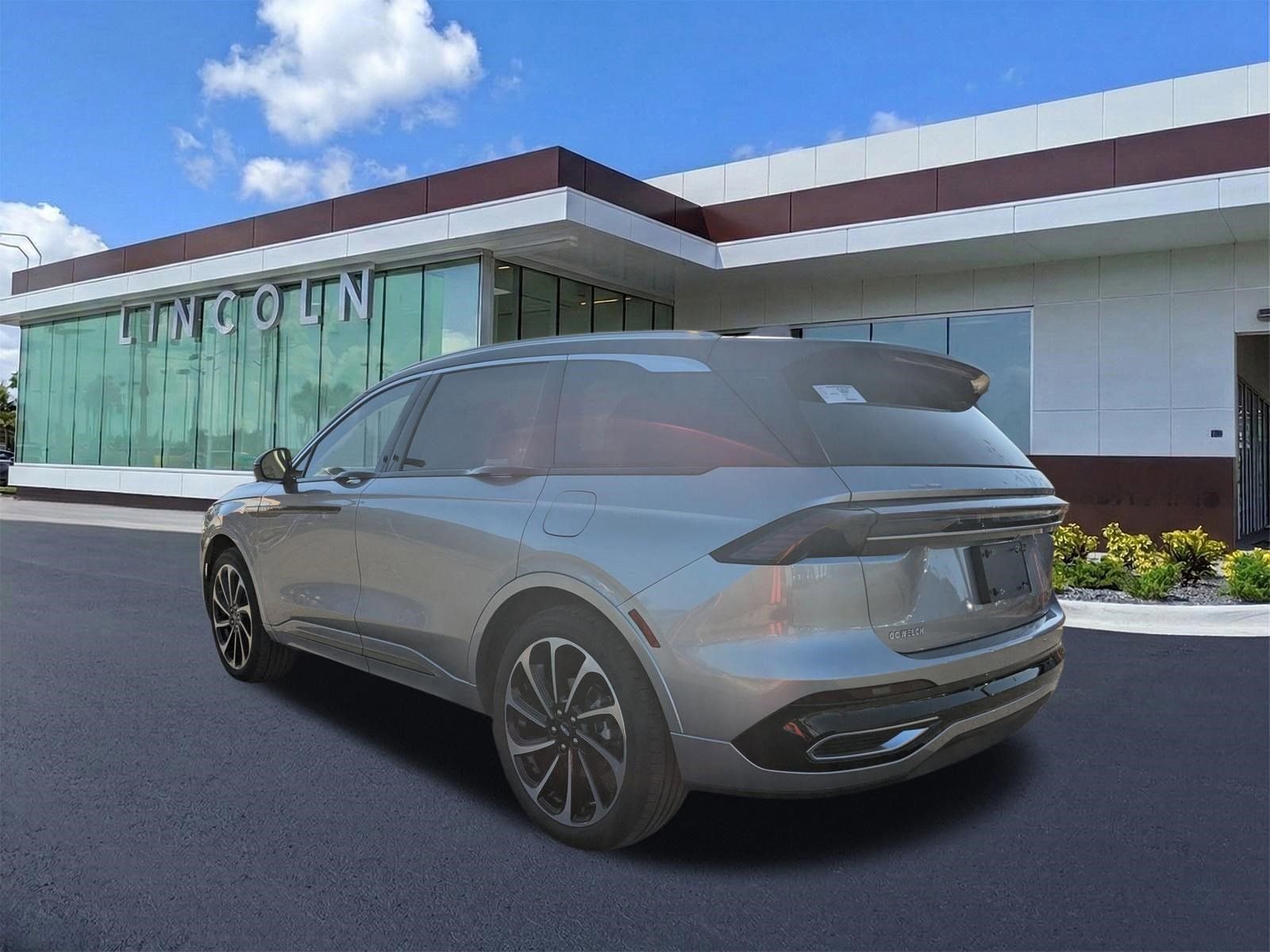 New 2026 Lincoln Nautilus Black Label image 7