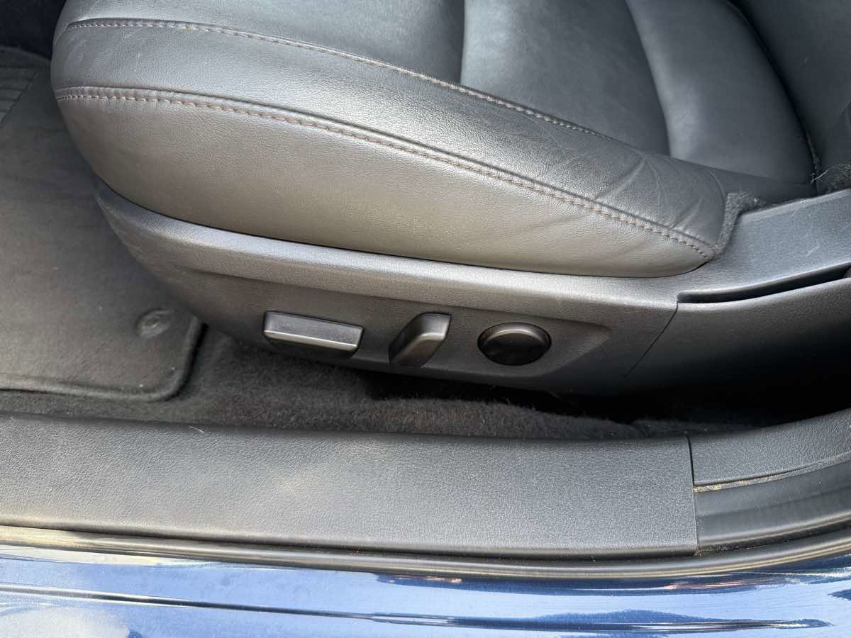 Used 2019 MAZDA MAZDA3 Back Up Cam, Easy Financing, C image 25