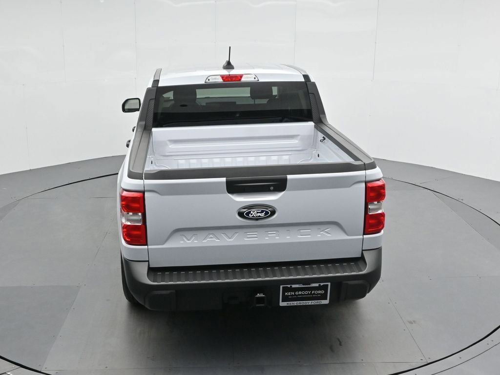 New 2025 Ford Maverick XL image 37