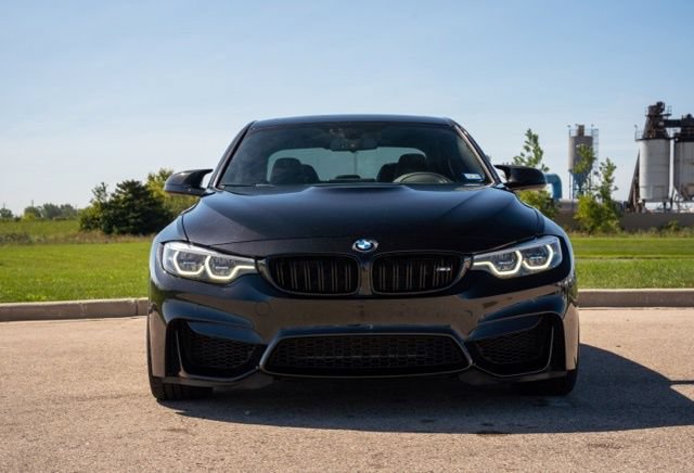 Used 2018 BMW M3 RWD image 2