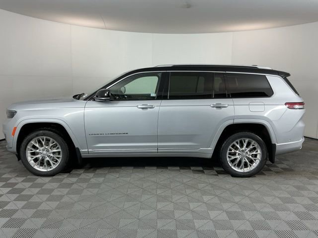Used 2021 Jeep Grand Cherokee L Summit w/ Luxury Tech Group V image 8
