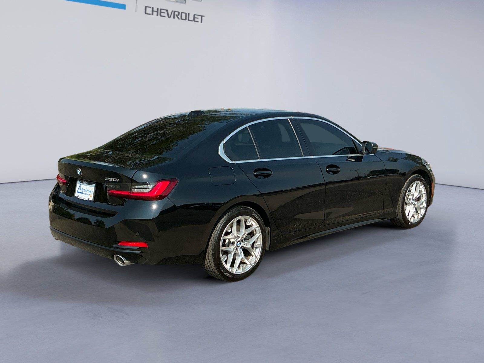 Used 2026 BMW 330i xDrive Sedan AWD/4WD image 5
