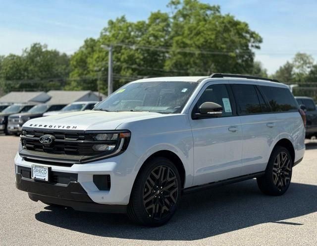 New 2026 Ford Expedition Platinum w/ Stealth Performance Package AWD/4WD image 11
