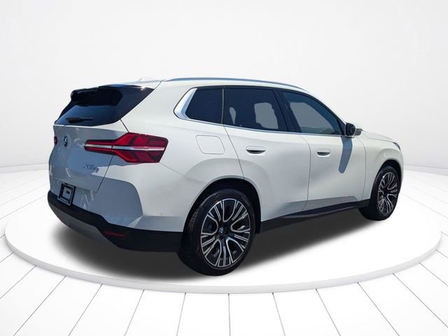 Used 2025 BMW X3 xDrive30i w/ Convenience Package AWD/4WD image 3