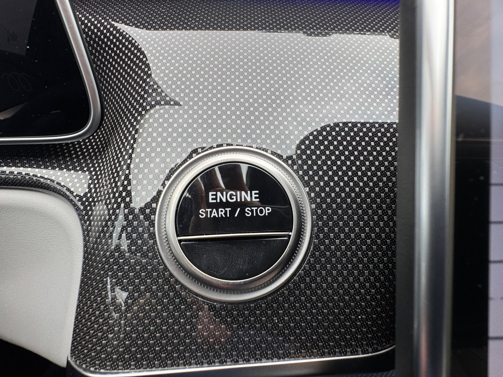 Used 2025 Mercedes-Benz S 63 AMG S image 29